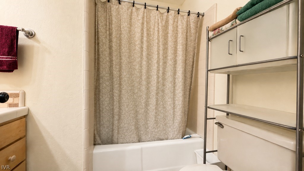 1050 Lucerne Way Property Photo 29