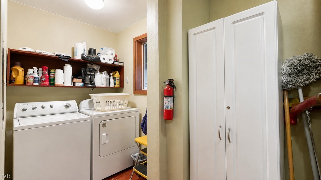 1050 Lucerne Way Property Photo 33