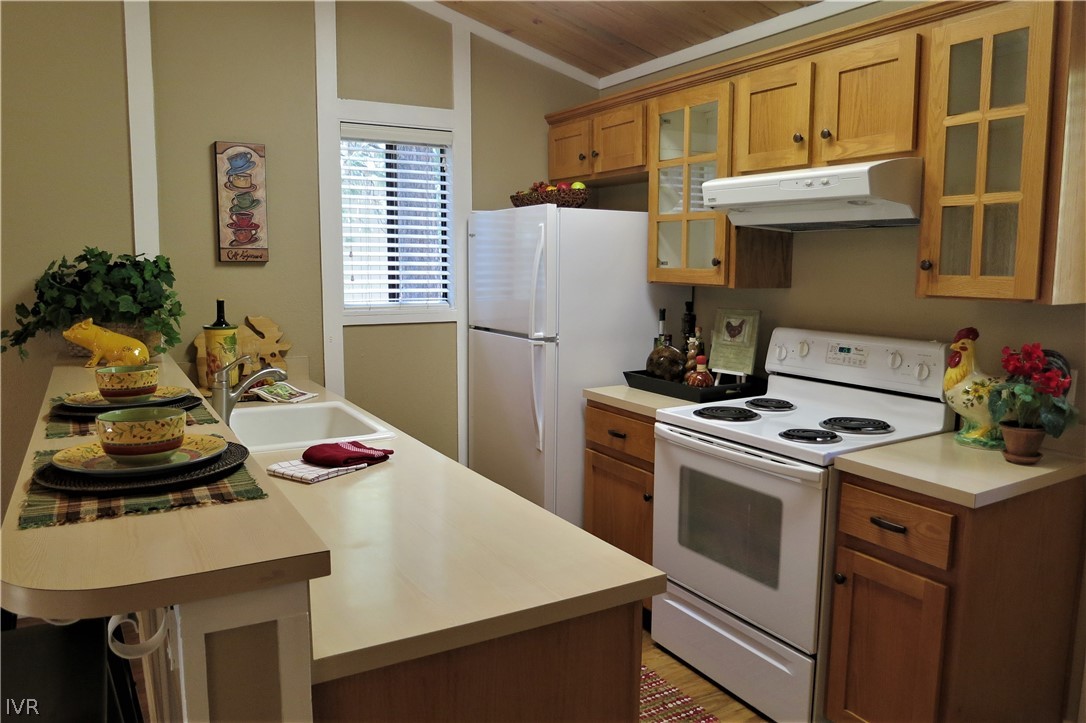 811 Southwood Boulevard 23 Property Photo 9