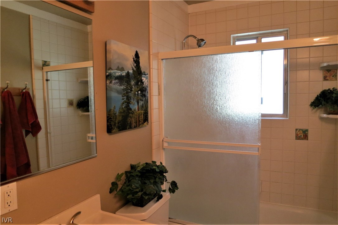 811 Southwood Boulevard 23 Property Photo 20
