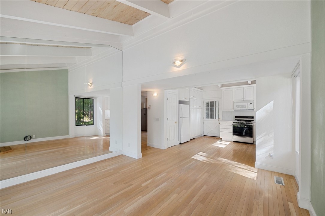 1019165 Property Photo 10
