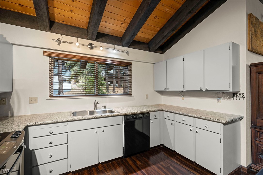 1304 Tirol Drive Property Photo 13