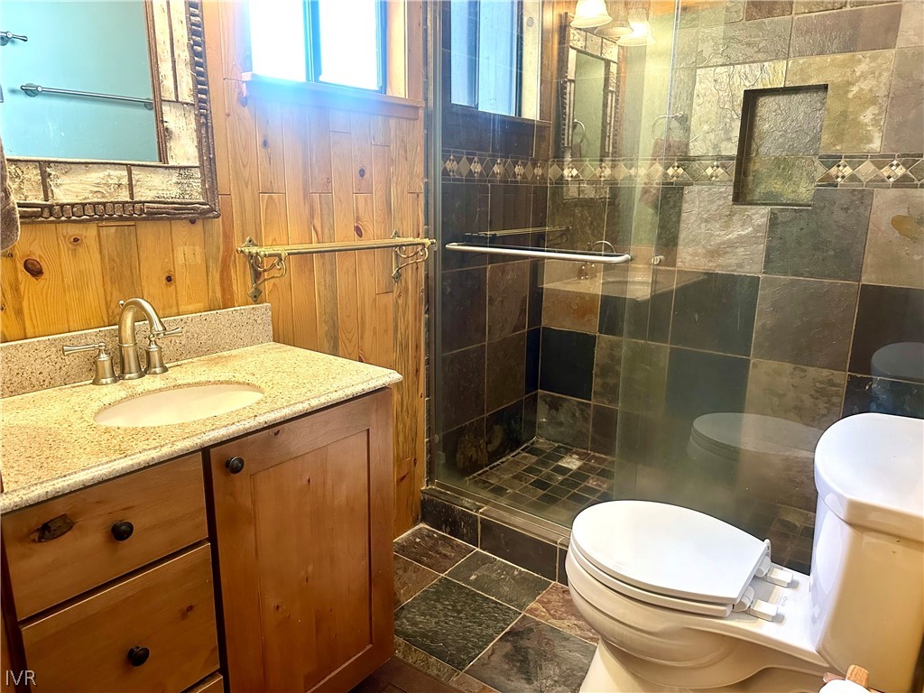 1349 Zurich Property Photo 12