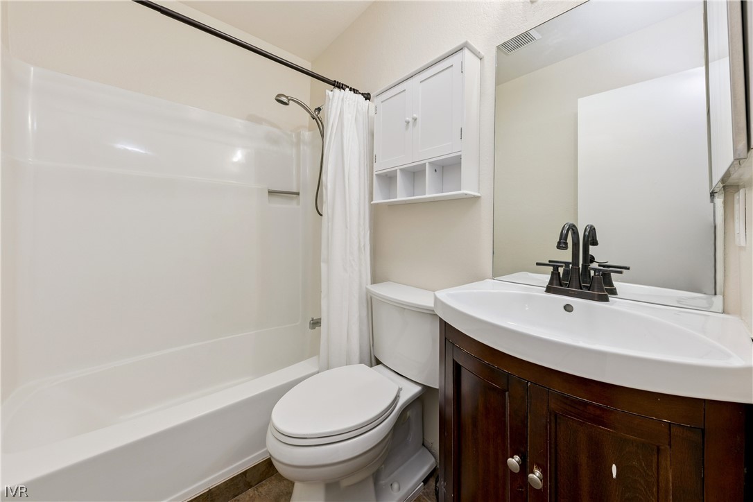 929 Southwood Boulevard 13 Property Photo 11
