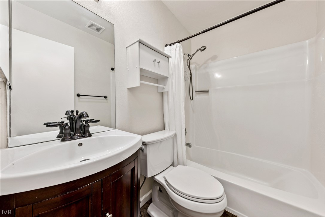 929 Southwood Boulevard 13 Property Photo 13