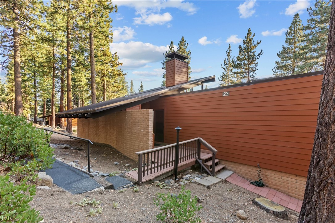 725 Fairview Boulevard 23 Property Photo 6