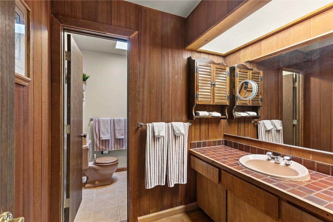 725 Fairview Boulevard 23 Property Photo 20
