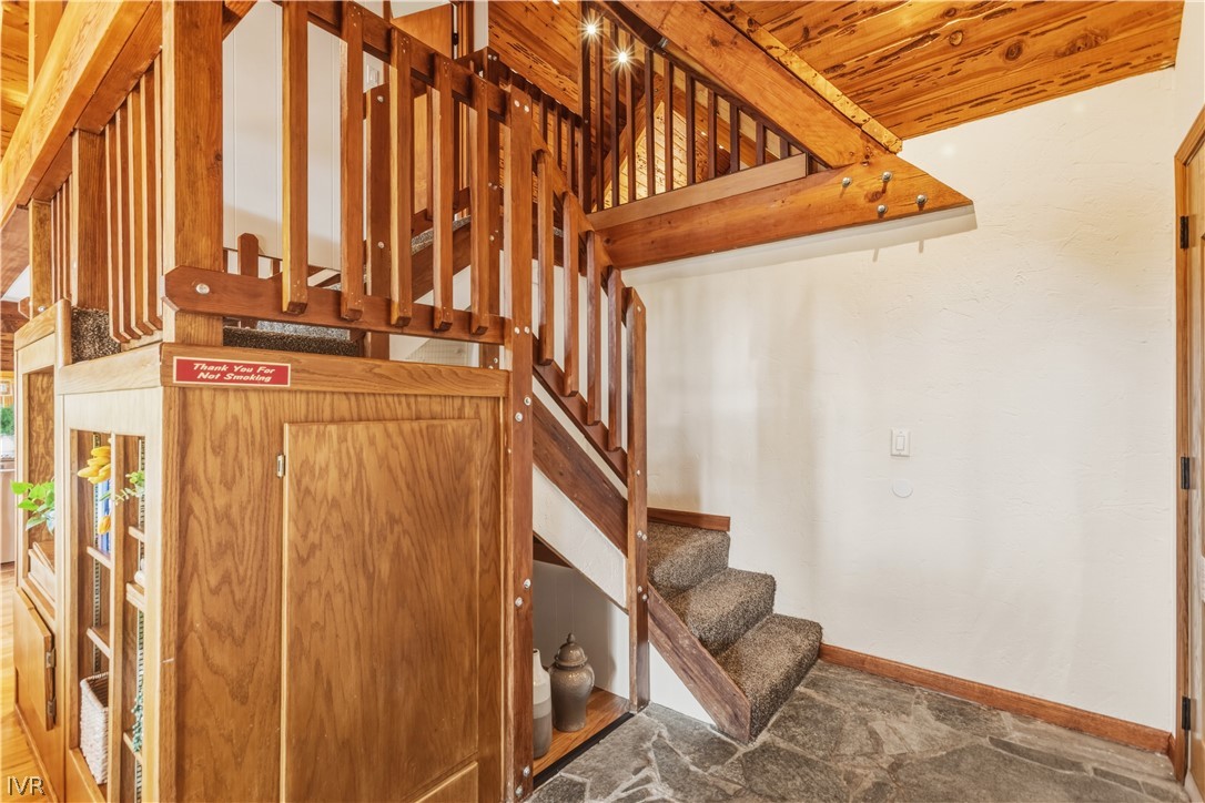 818 Jennifer Street Property Photo 23