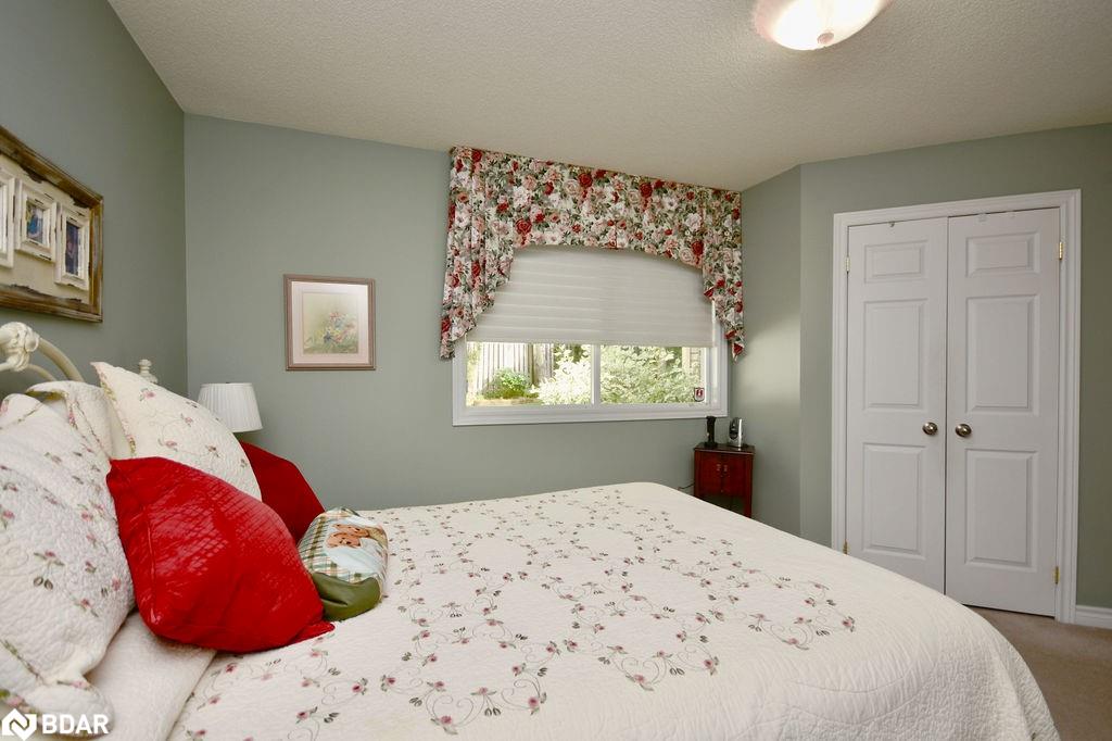 44 Templeton Crescent Property Photo 14