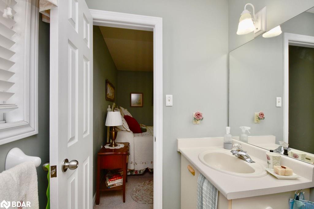 44 Templeton Crescent Property Photo 16