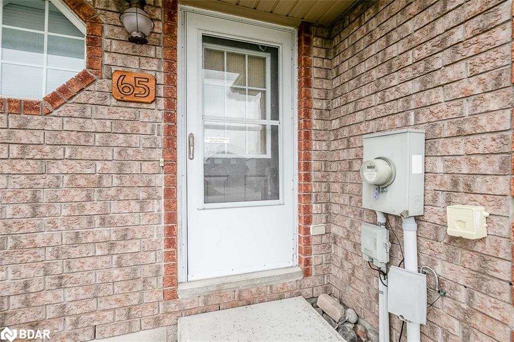 65 Dunsmore Lane Property Photo 6
