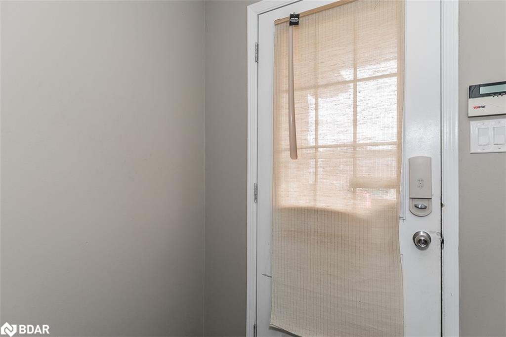 65 Dunsmore Lane Property Photo 7