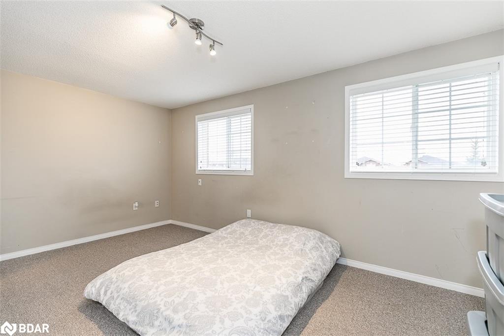 65 Dunsmore Lane Property Photo 23