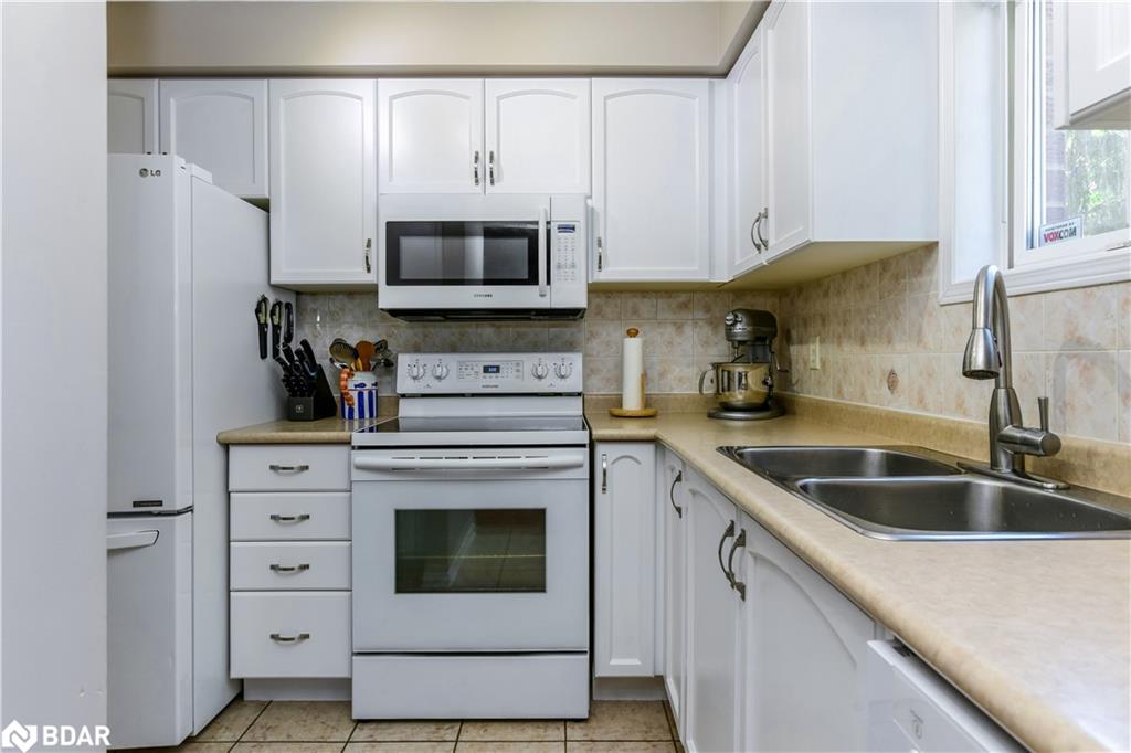 68 Drake Drive Property Photo 8