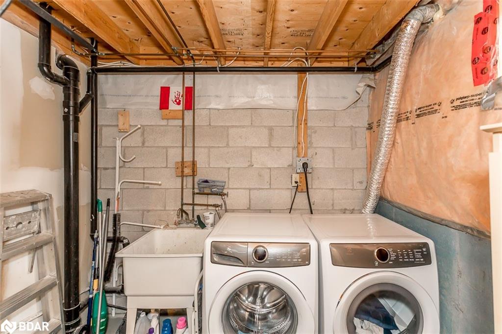 58 Natale Court Property Photo 33