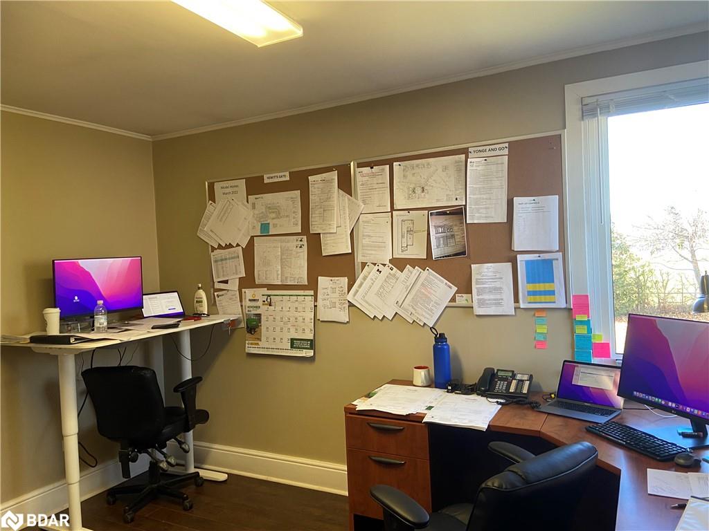 7982 Yonge Street Property Photo 16