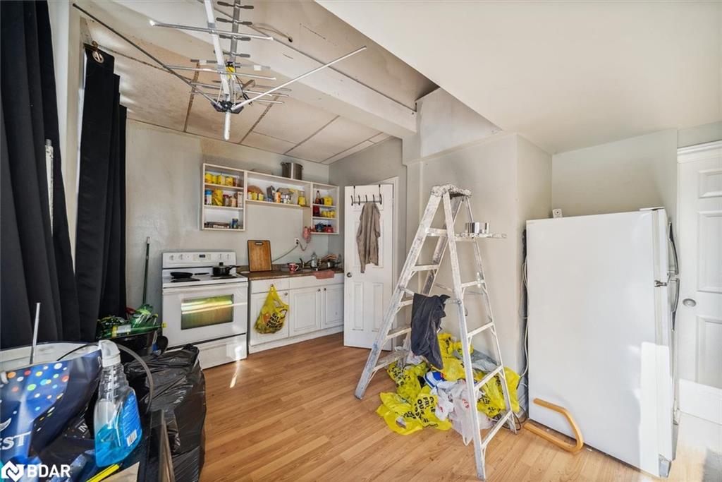 602 Brown's Line Property Photo 11