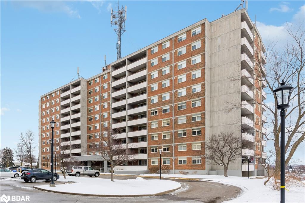1001-40 William Roe Boulevard Property Photo 3