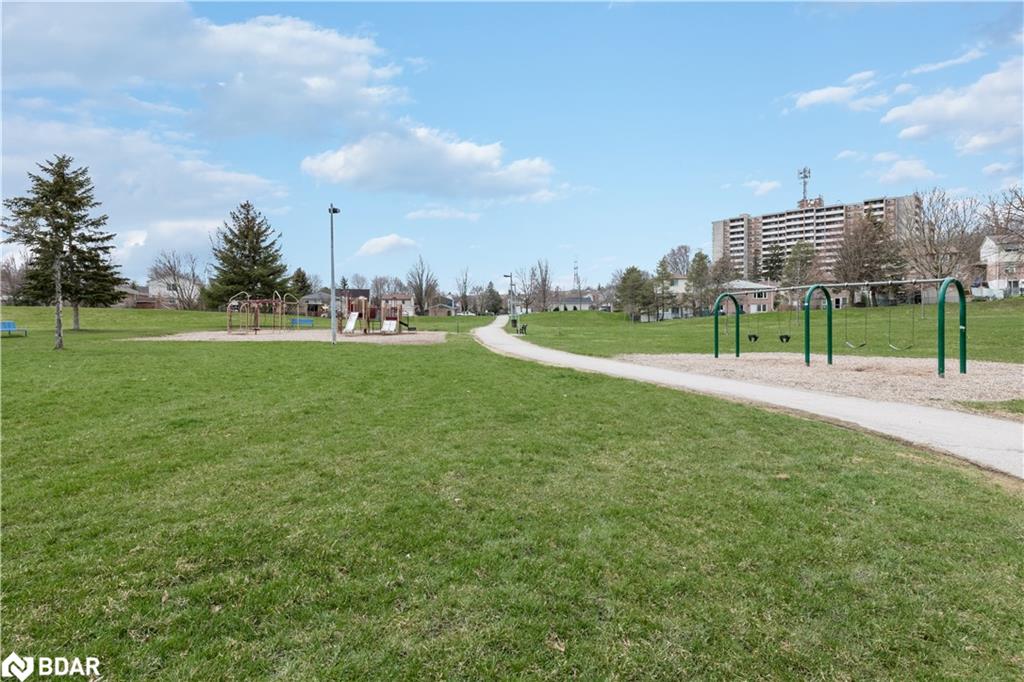 1001-40 William Roe Boulevard Property Photo 33