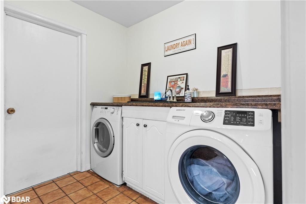 7732 9th Line Property Photo 29