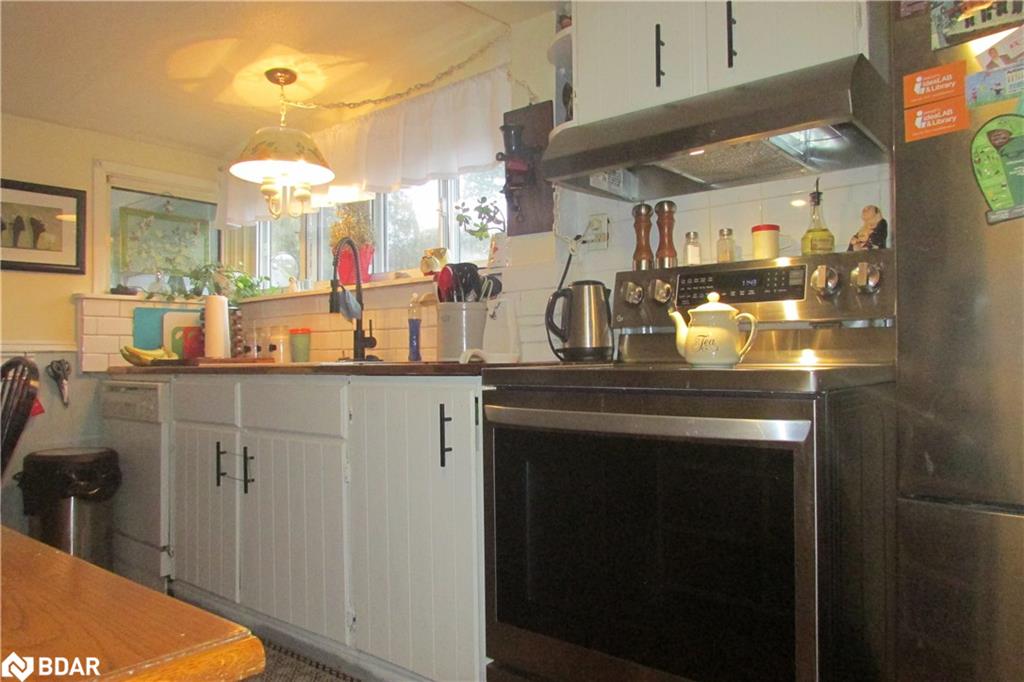 3286 Oak Street Property Photo 10