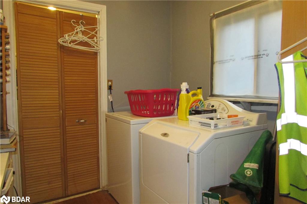 3286 Oak Street Property Photo 15