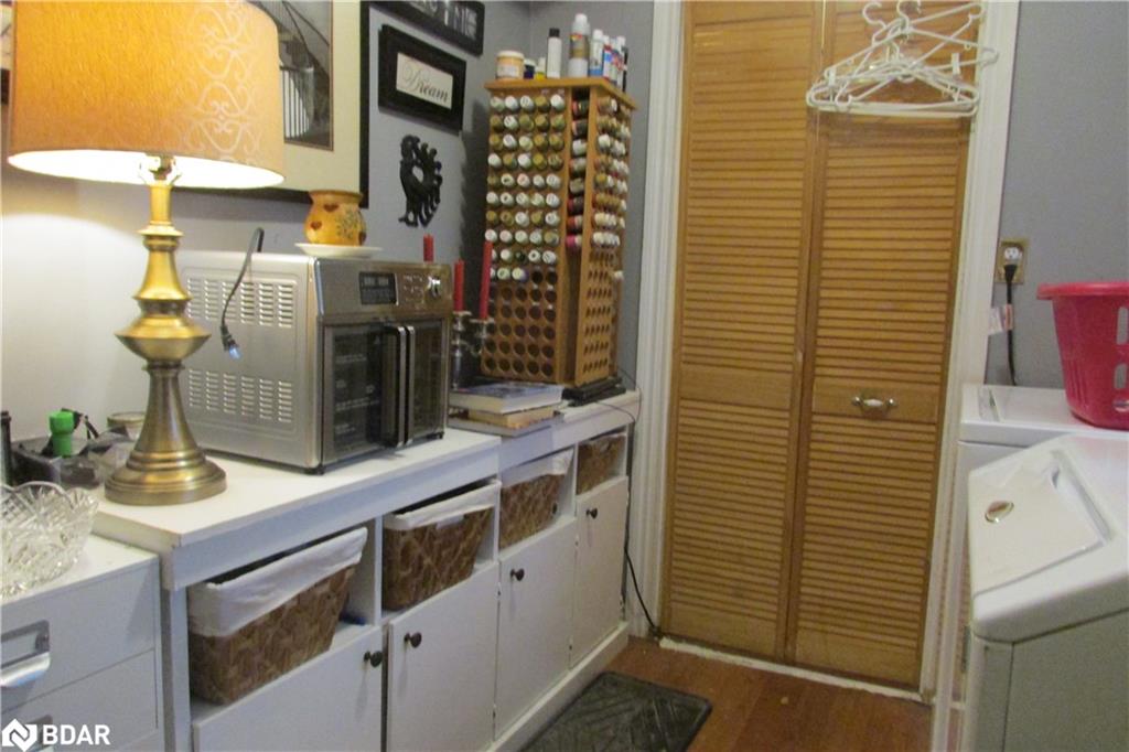 3286 Oak Street Property Photo 16
