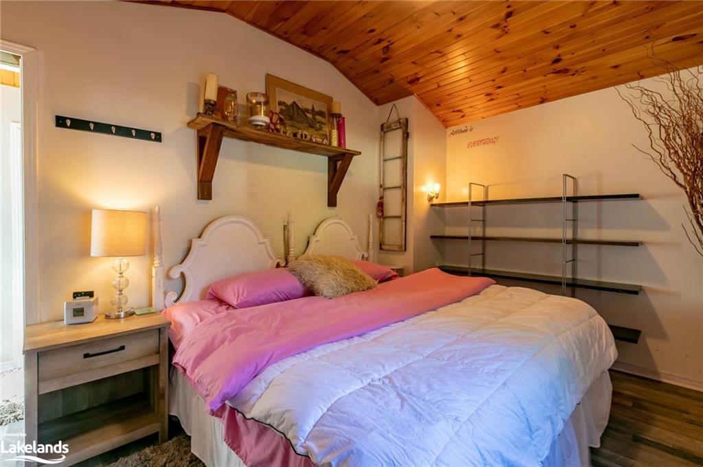 360 Muskoka Beach Road Property Photo 7