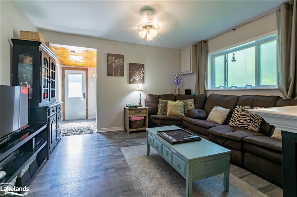 360 Muskoka Beach Road Property Photo 11