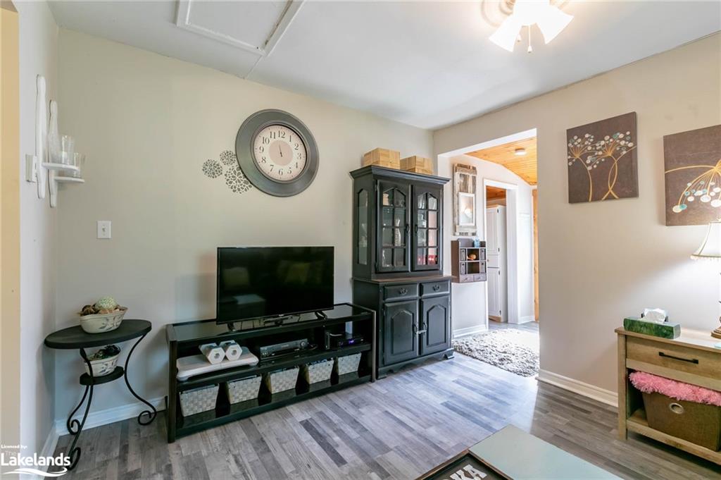360 Muskoka Beach Road Property Photo 12