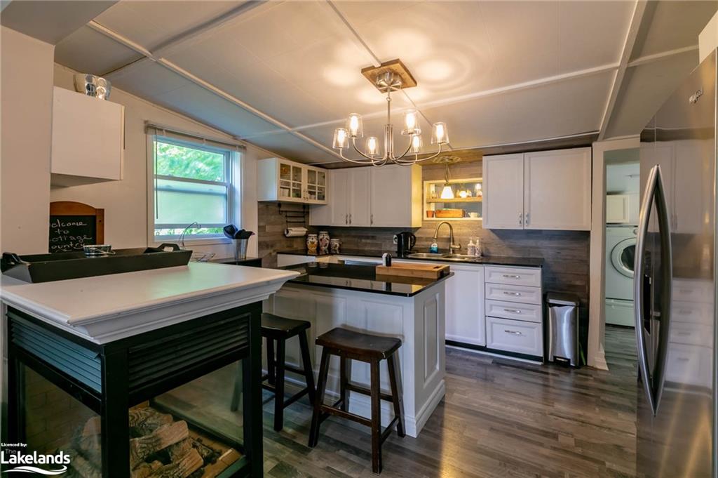 360 Muskoka Beach Road Property Photo 14
