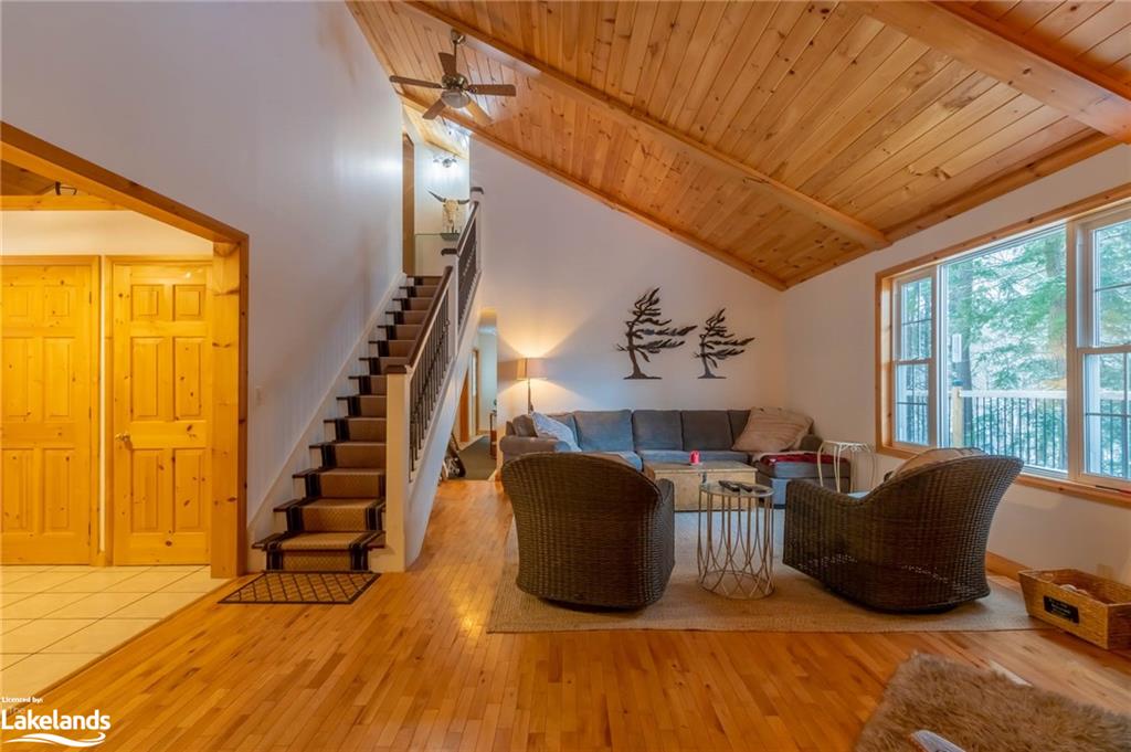 2878 Muskoka Road 118 W Property Photo 16