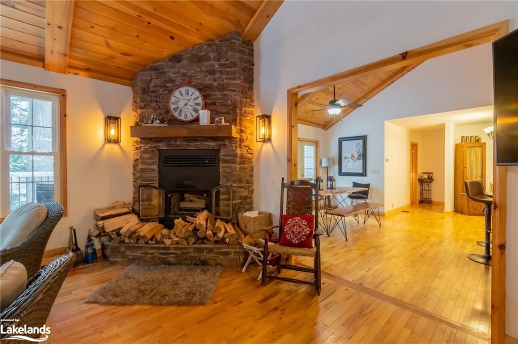 2878 Muskoka Road 118 W Property Photo 21