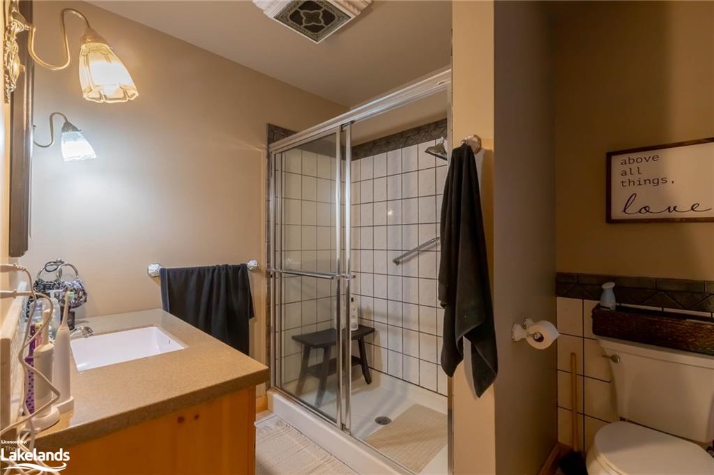 2878 Muskoka Road 118 W Property Photo 34