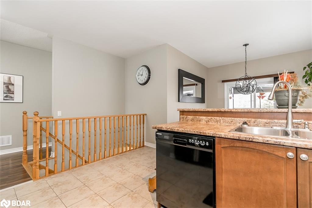 212 Berry Street Property Photo 12