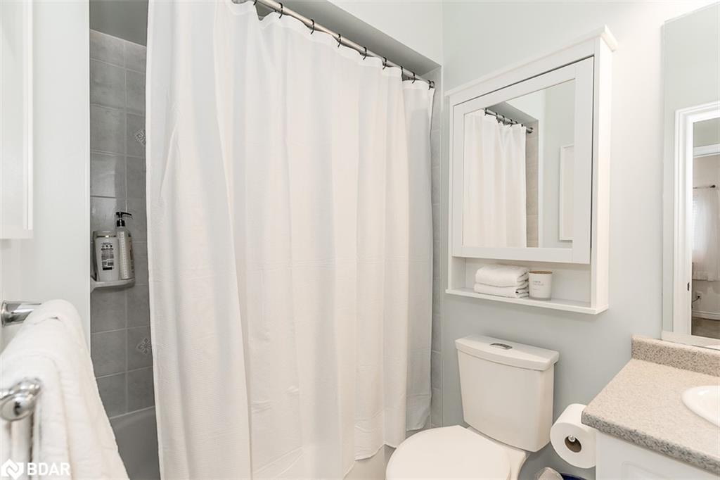 212 Berry Street Property Photo 17
