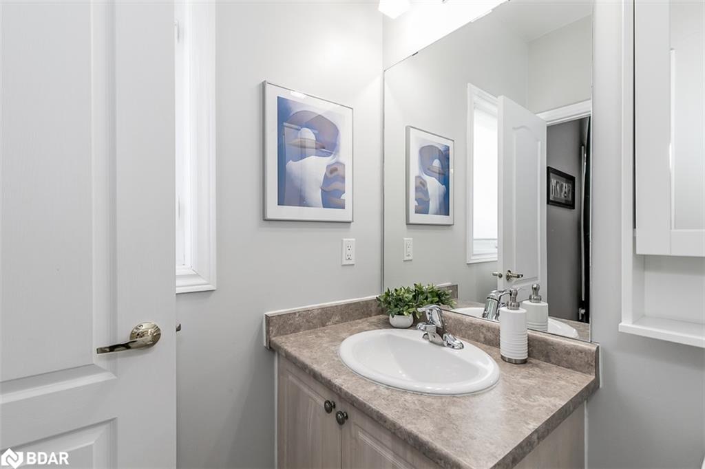 212 Berry Street Property Photo 18