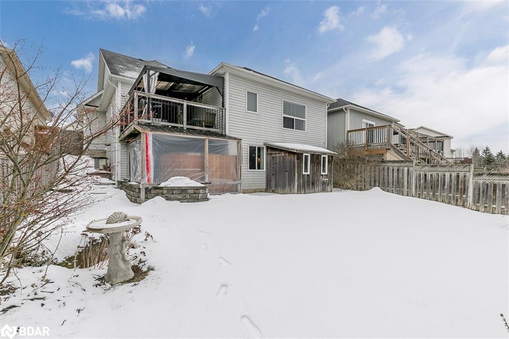 212 Berry Street Property Photo 35