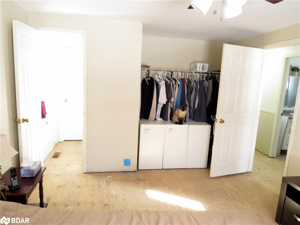 25 Royal Oak Drive Property Photo 8