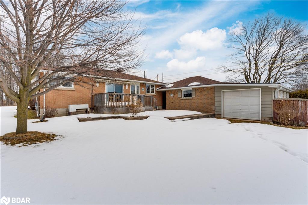 613 Mapleview Drive E Property Photo 5