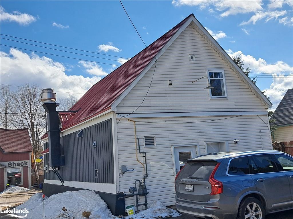 150 Hotchkiss Street Property Photo 4