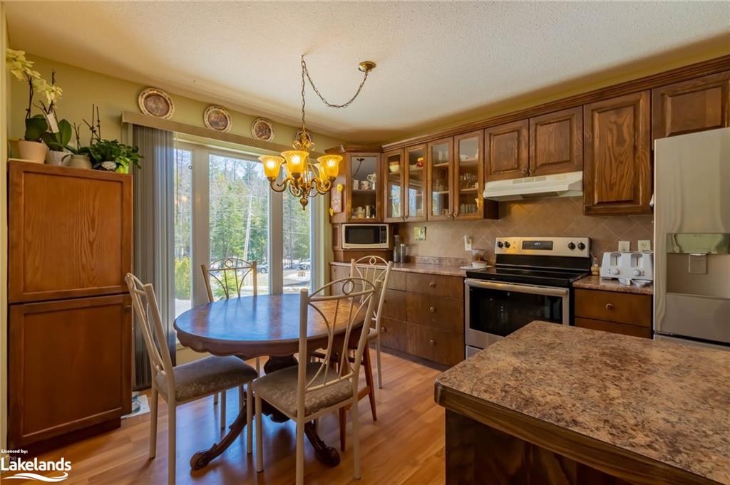 1036 Post Road Property Photo 6