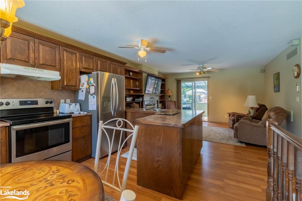 1036 Post Road Property Photo 8