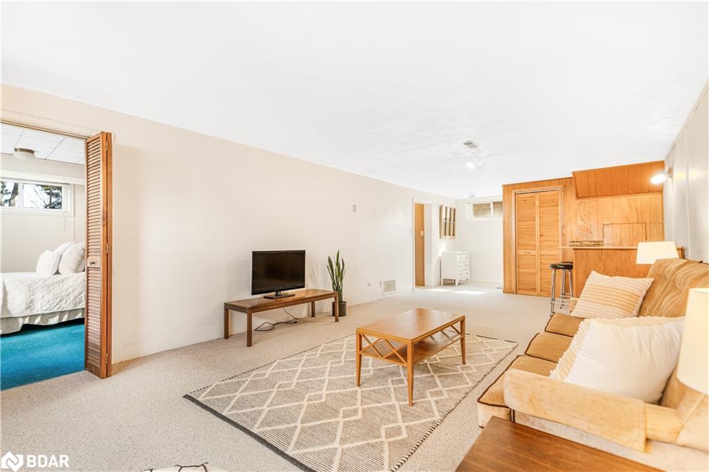 92 Strabane Avenue Property Photo 18