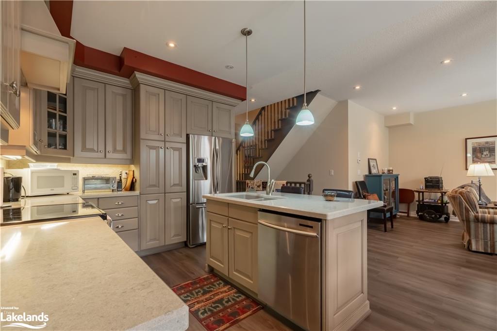 15 Spencer Street Property Photo 7