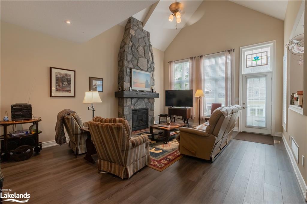 15 Spencer Street Property Photo 10