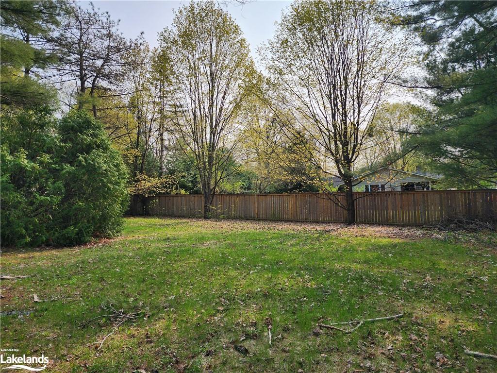 455 Wellington Street Property Photo 4
