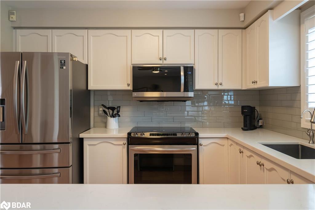 26 Shaina Court Property Photo 8