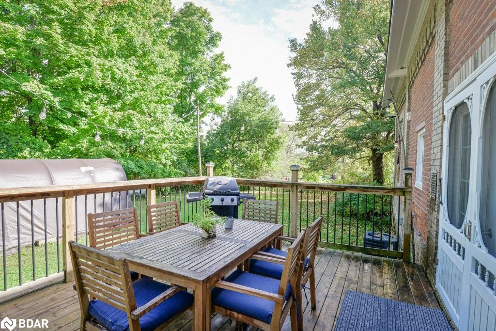 17 Richmond Street E Property Photo 23