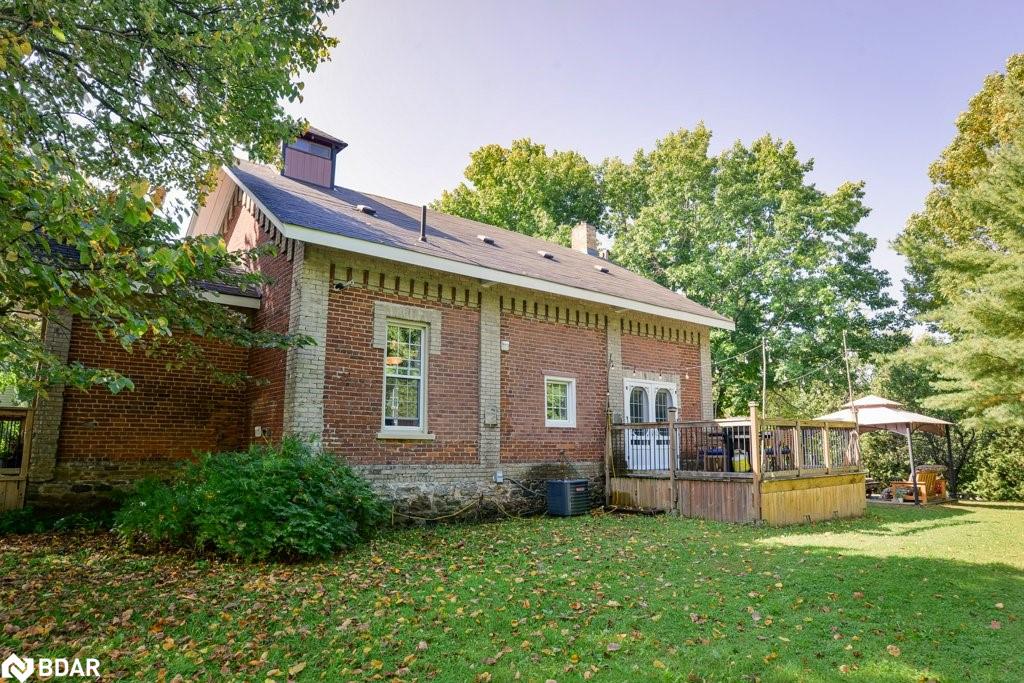 17 Richmond Street E Property Photo 27